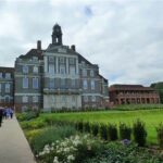 The Henrietta Barnett School